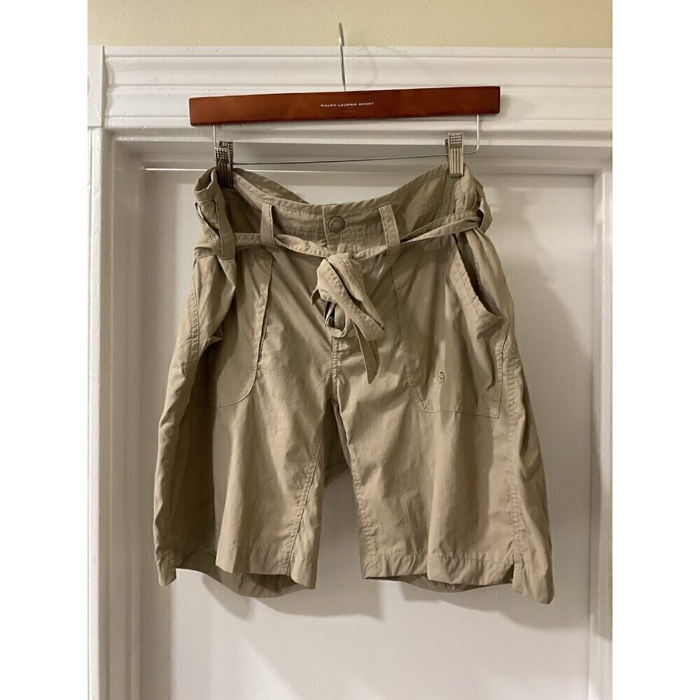 The North Face Women’s Nylon Utility Shorts Tie Waist Size 14 long